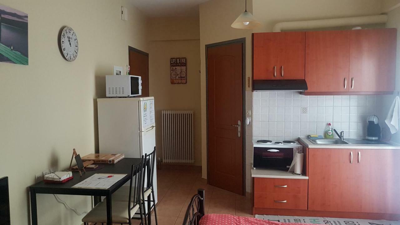 Ferienwohnung Cozy Loft Mesolóngion Exterior foto
