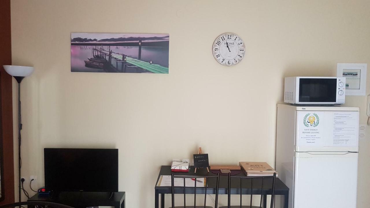 Ferienwohnung Cozy Loft Mesolóngion Exterior foto